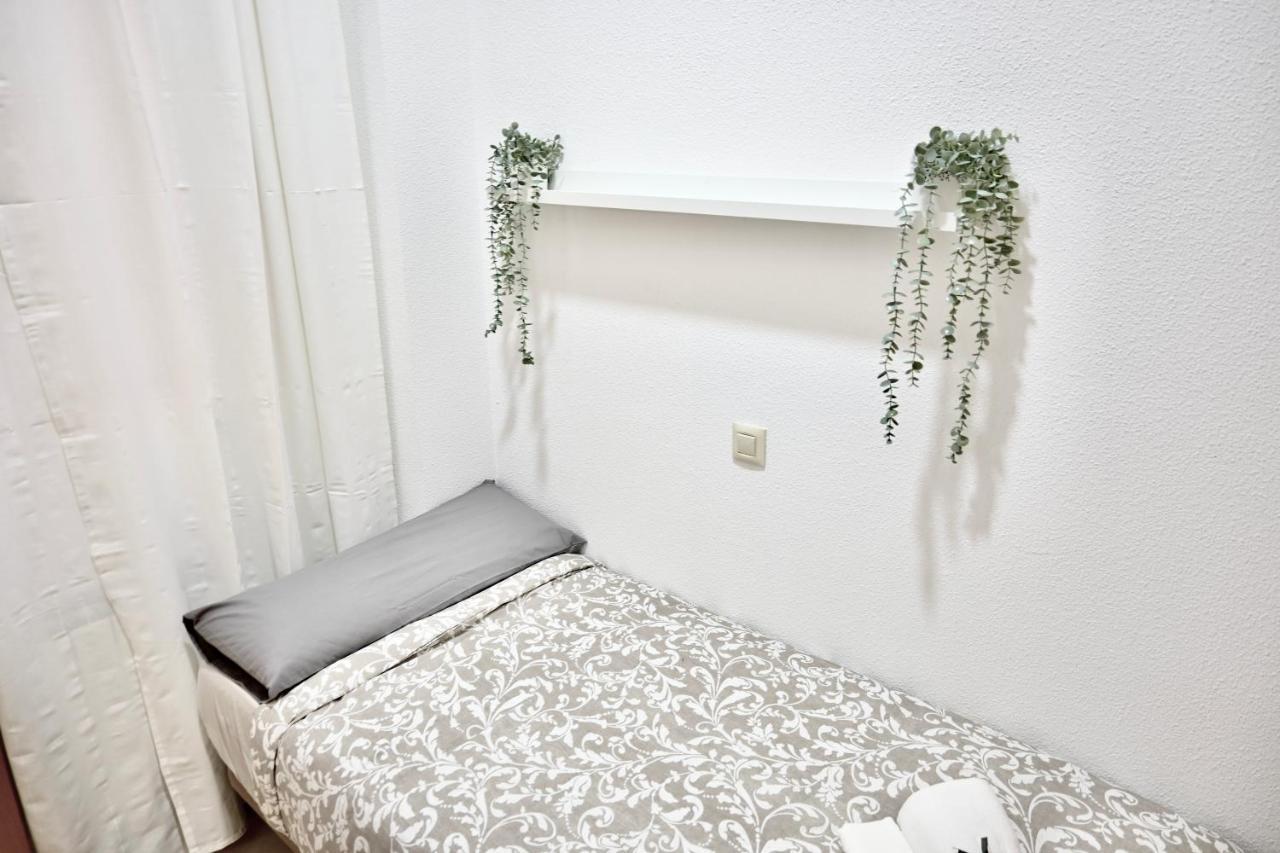 For You Rentals Centrico Apartamento Temporal En La Calle Infanta Inf1A Madrid Extérieur photo