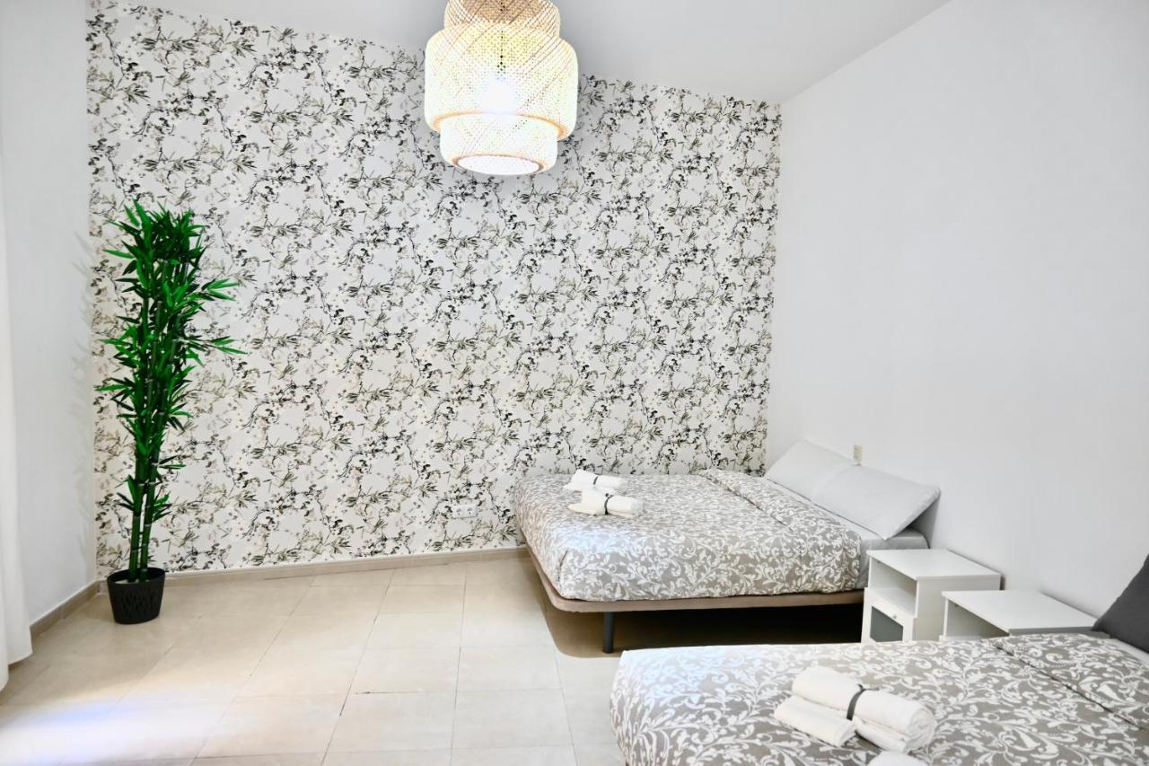 For You Rentals Centrico Apartamento Temporal En La Calle Infanta Inf1A Madrid Extérieur photo